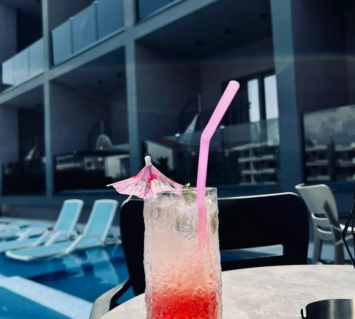 The Lord'S Garden Hotel Ksamil