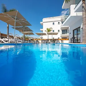 Absolute Hotell