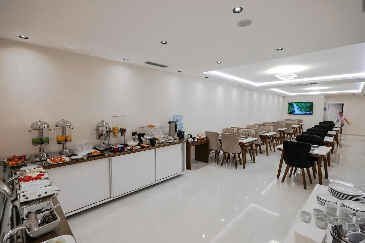 The Lord'S Garden Hotel Ksamil