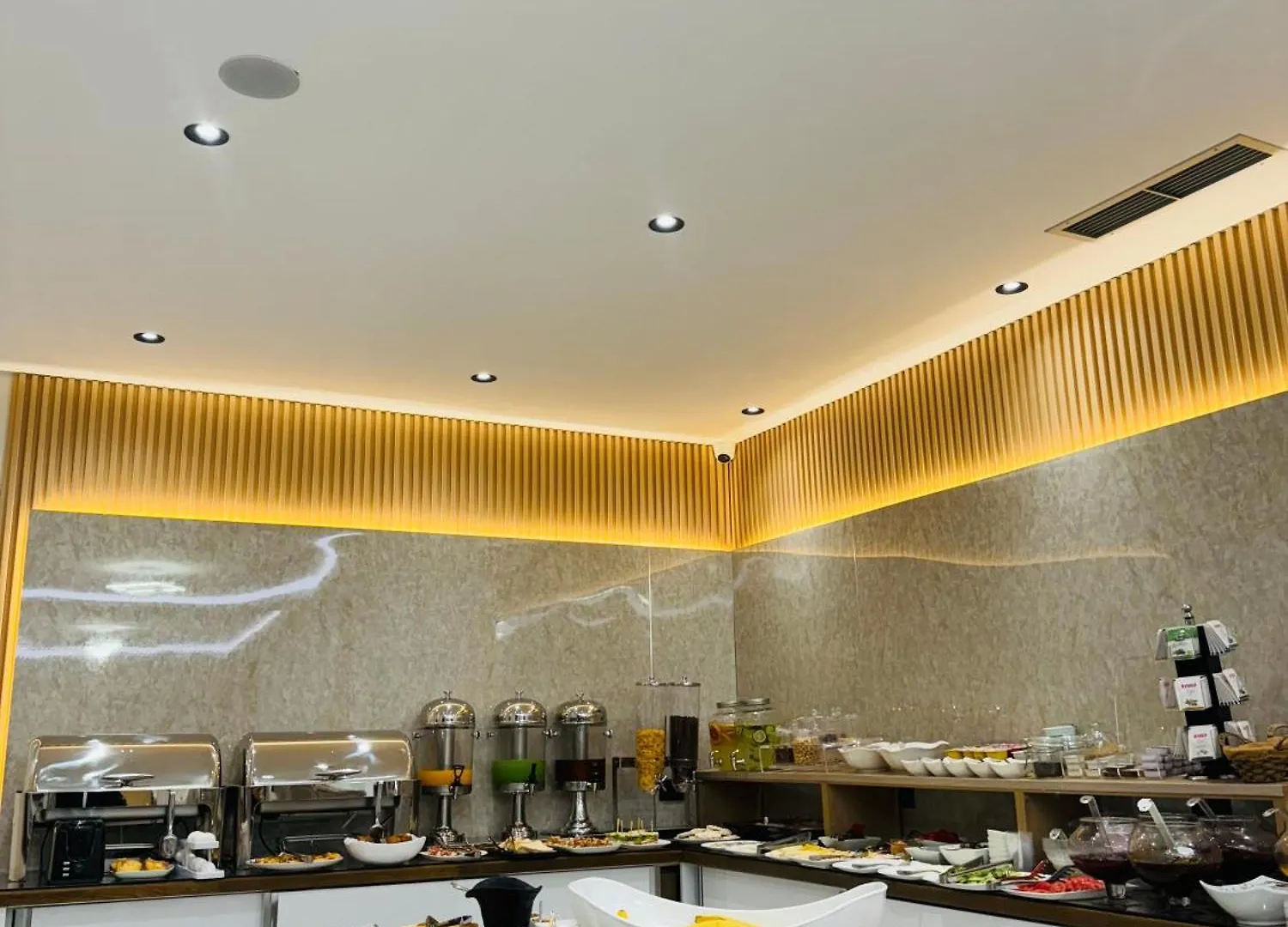 The Lord'S Garden Hotel Ksamil