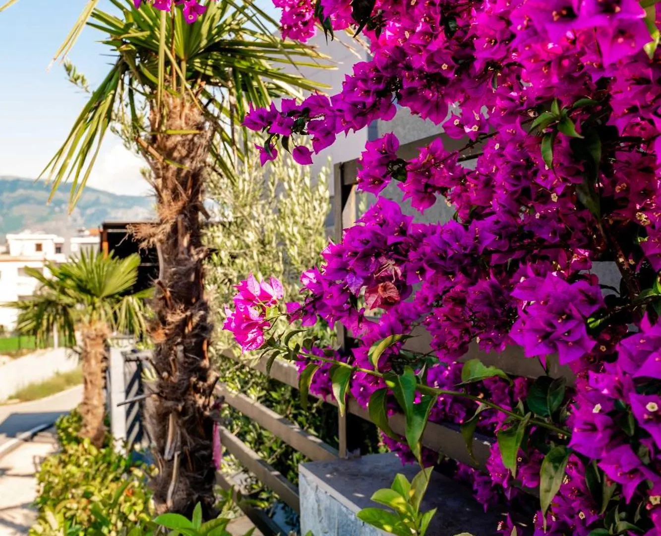 The Lord'S Garden Hotel Ksamil