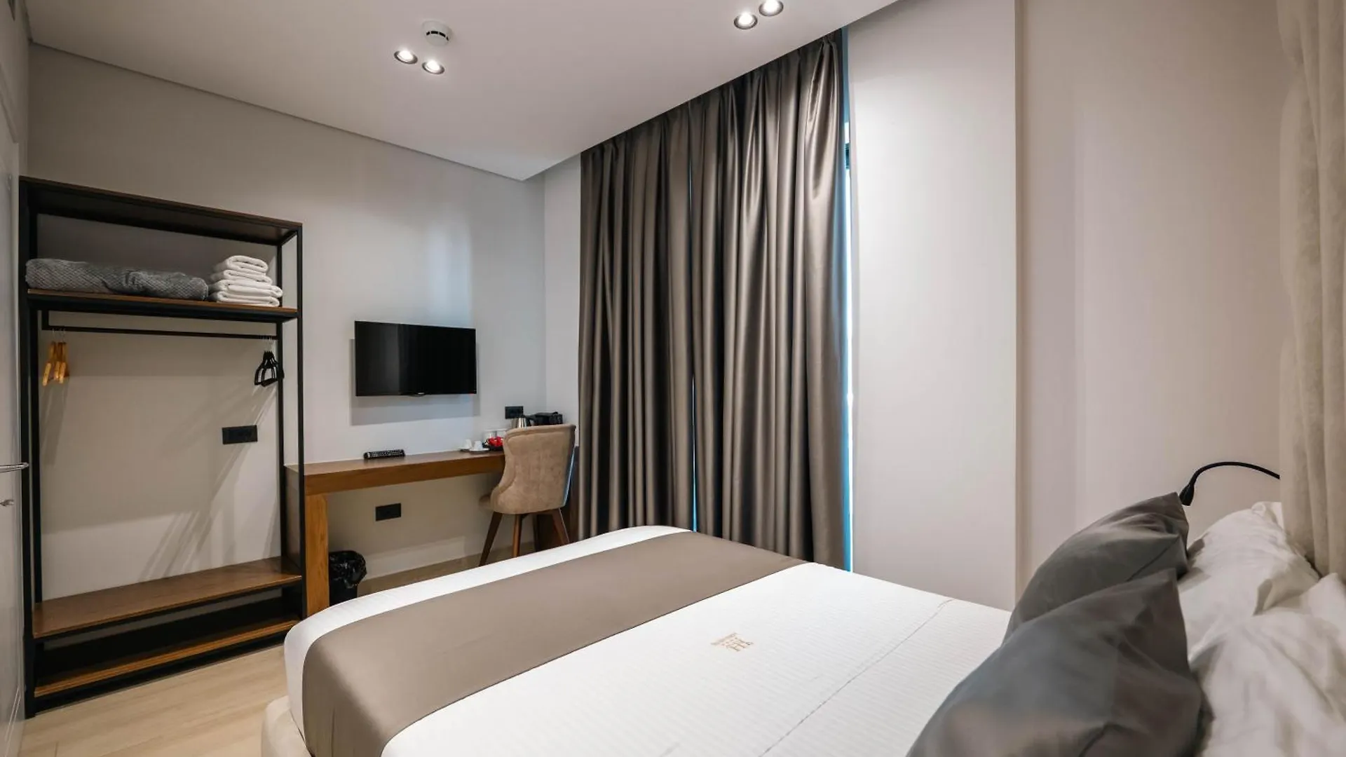 The Lord'S Garden Hotel Ksamil