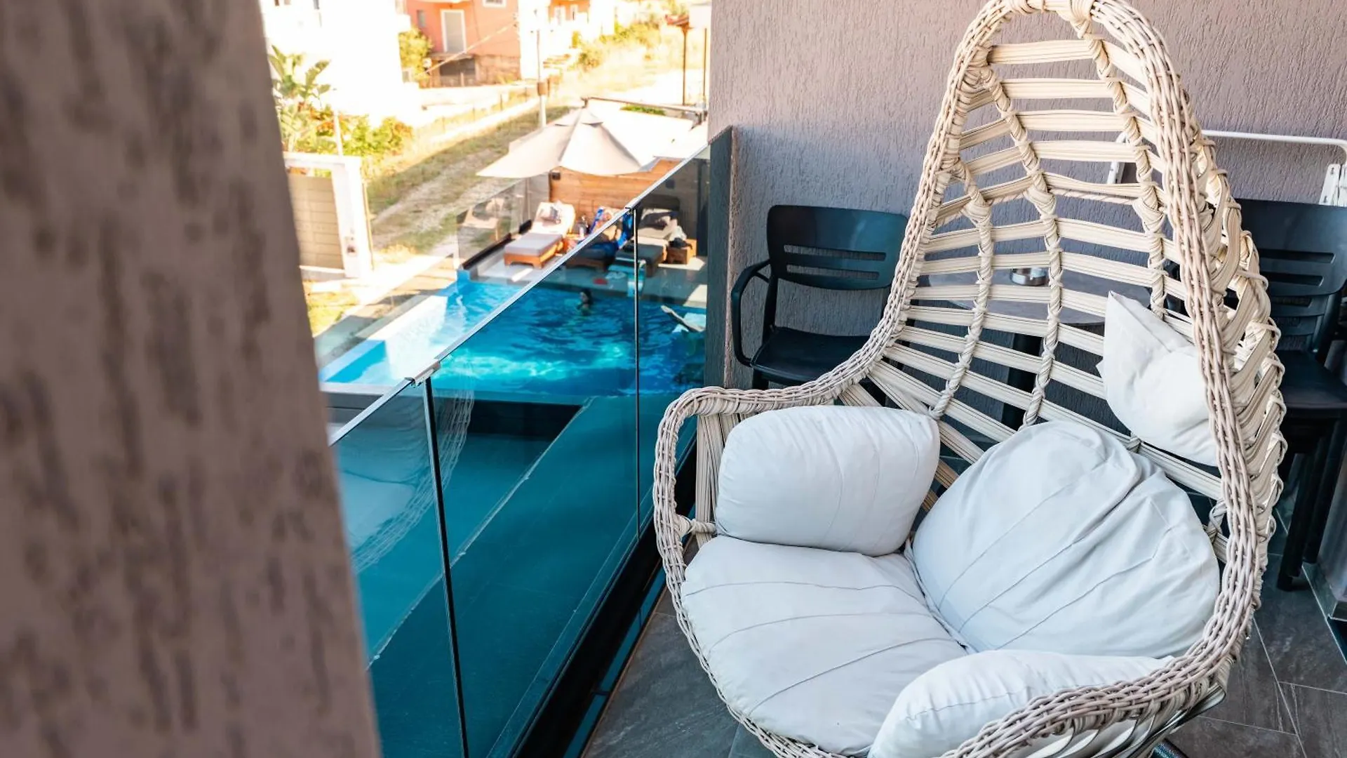 The Lord'S Garden Hotel Ksamil